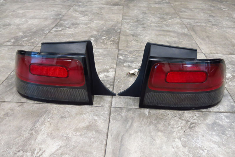 Toyota aristo tail lights
